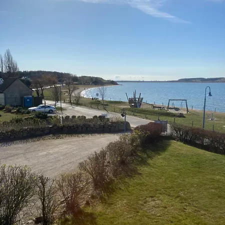 Lindenhof Alt Reddevitz