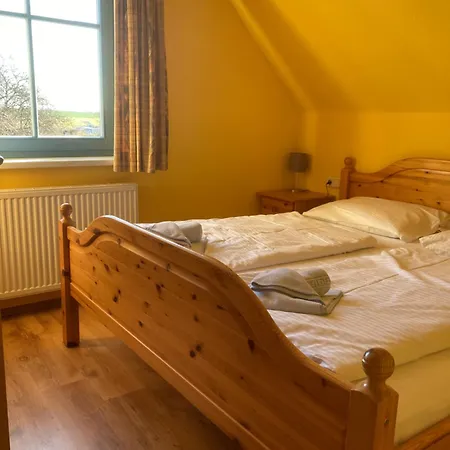 Lindenhof Апартаменты Alt Reddevitz