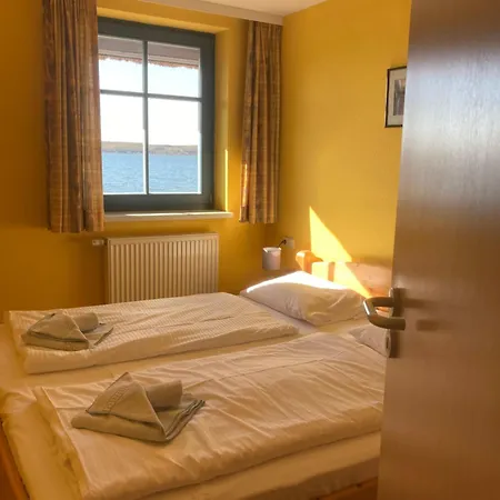 Апартаменты Lindenhof Alt Reddevitz